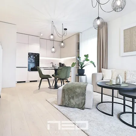 Neo Luxury Apartment *